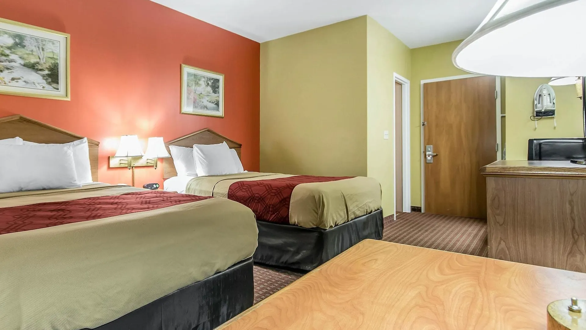 Econo Lodge Louisville Airport United States