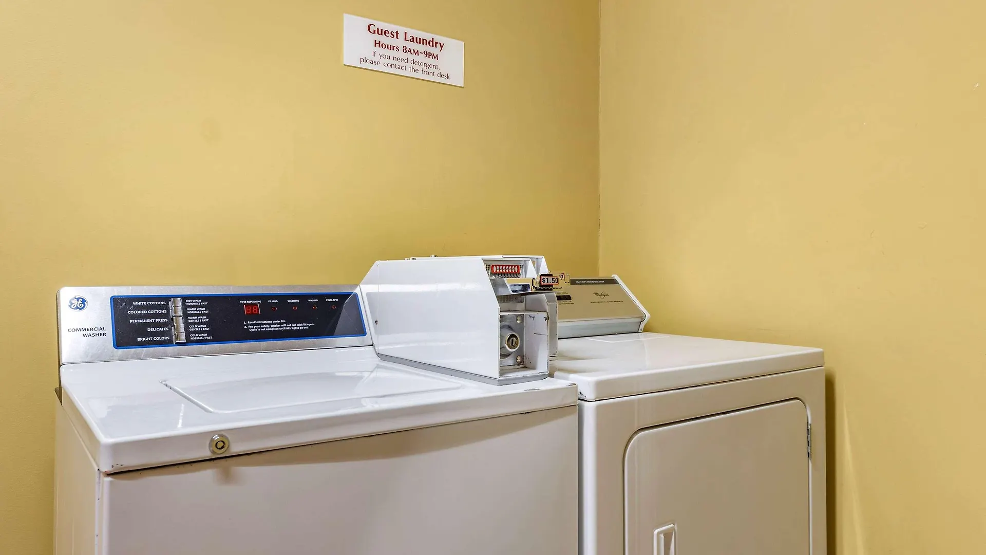 Econo Lodge Louisville Airport