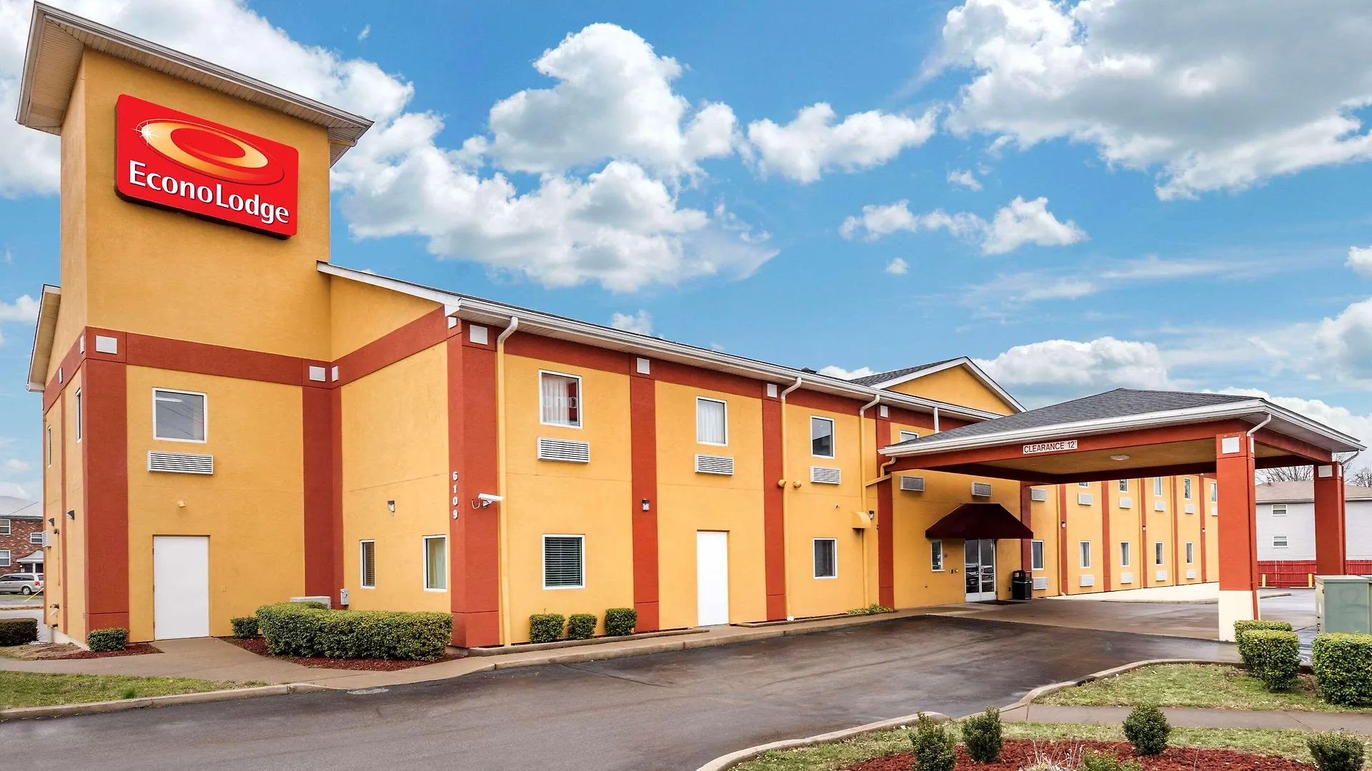 Econo Lodge Louisville Airport