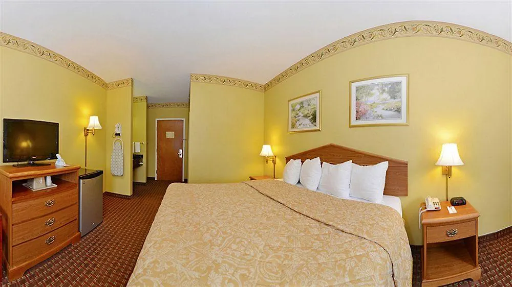 Econo Lodge Louisville Airport United States